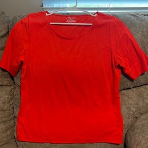 Woman’s short sleeved Chico top
